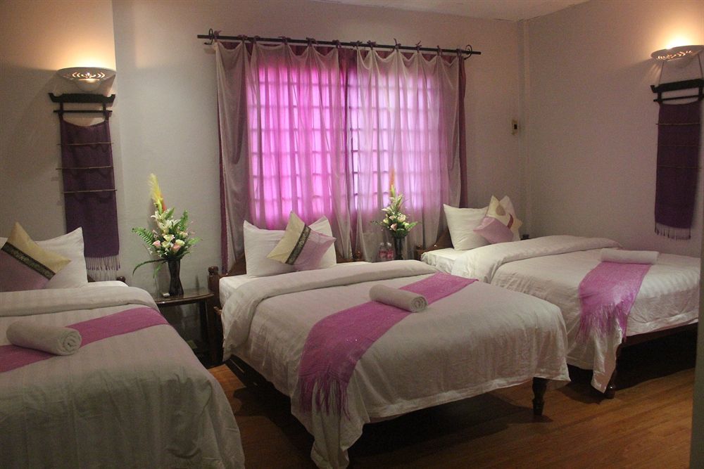 Route 66 Music Restaurant & Hostel Siem Reap Esterno foto