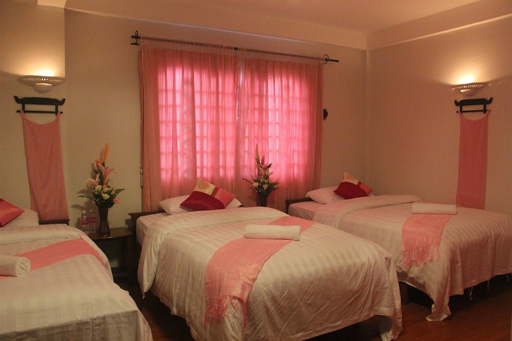 Route 66 Music Restaurant & Hostel Siem Reap Esterno foto