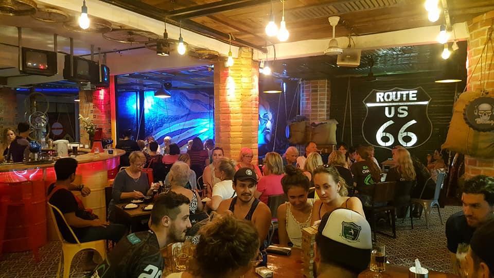 Route 66 Music Restaurant & Hostel Siem Reap Esterno foto
